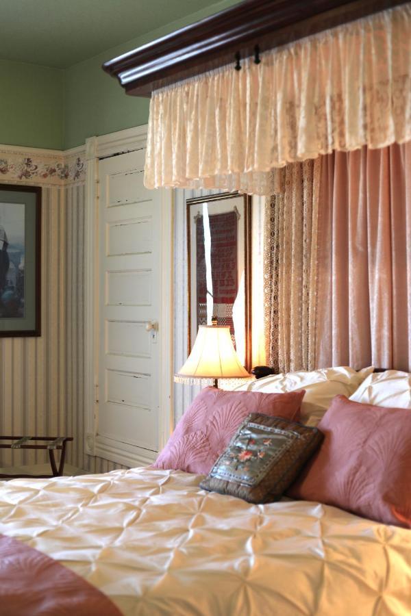 Adams Pragge House - Victorian Bed & Breakfast 포트타운센드 외부 사진