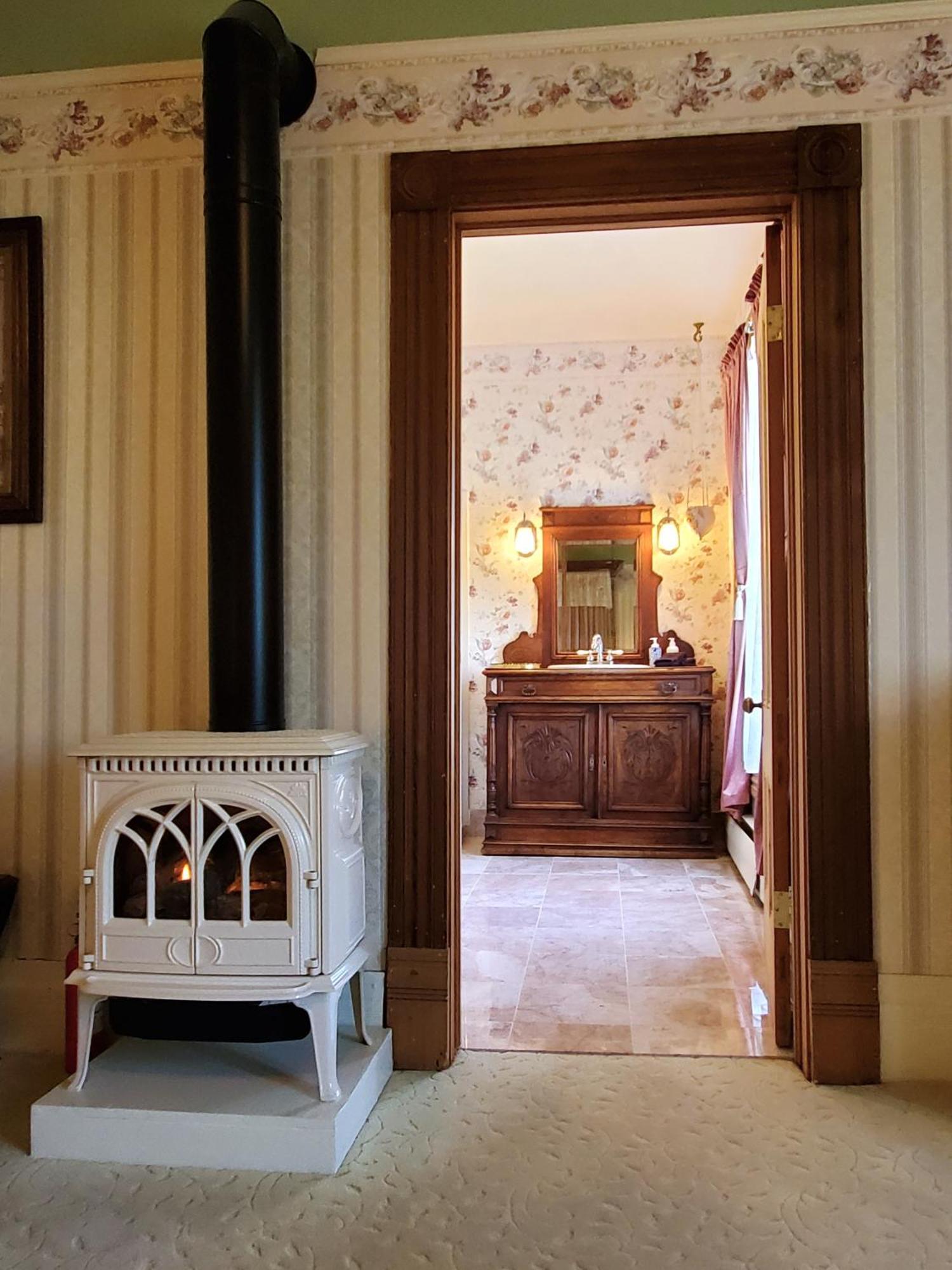 Adams Pragge House - Victorian Bed & Breakfast 포트타운센드 외부 사진