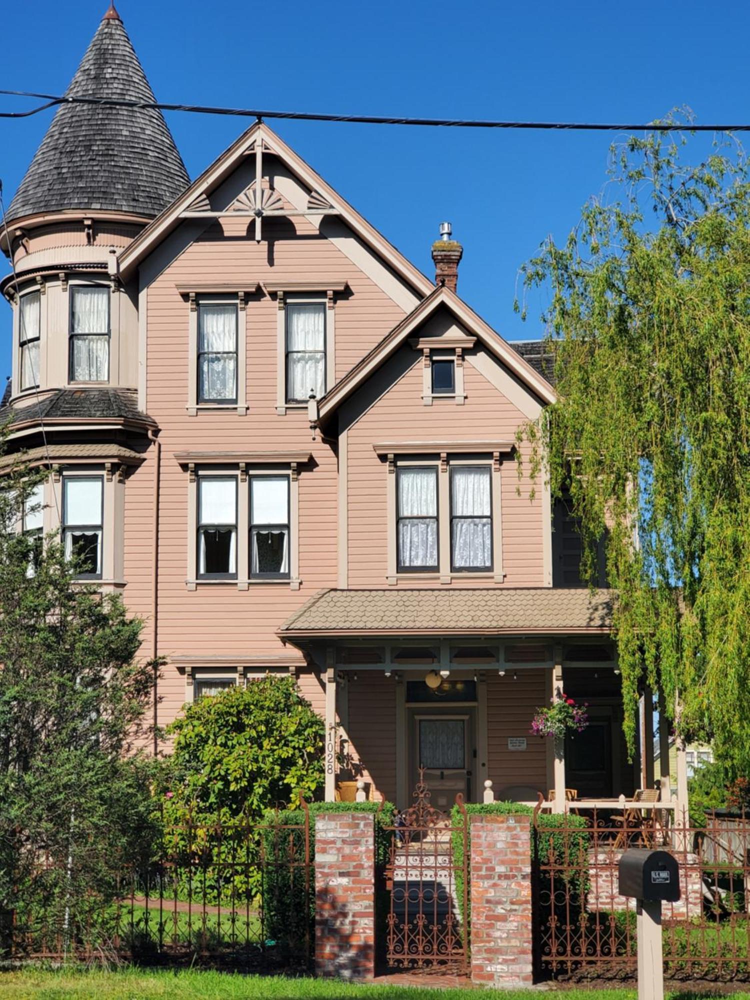 The Adams Pragge House - Victorian Bed & Breakfast 포트타운센드 외부 사진