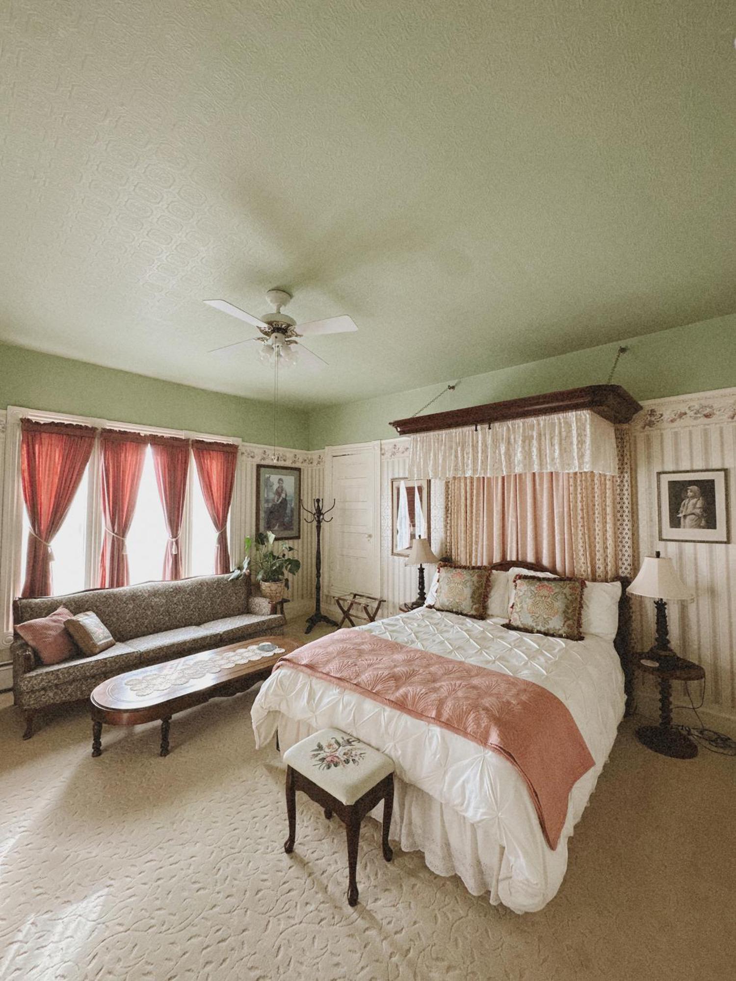 Adams Pragge House - Victorian Bed & Breakfast 포트타운센드 외부 사진